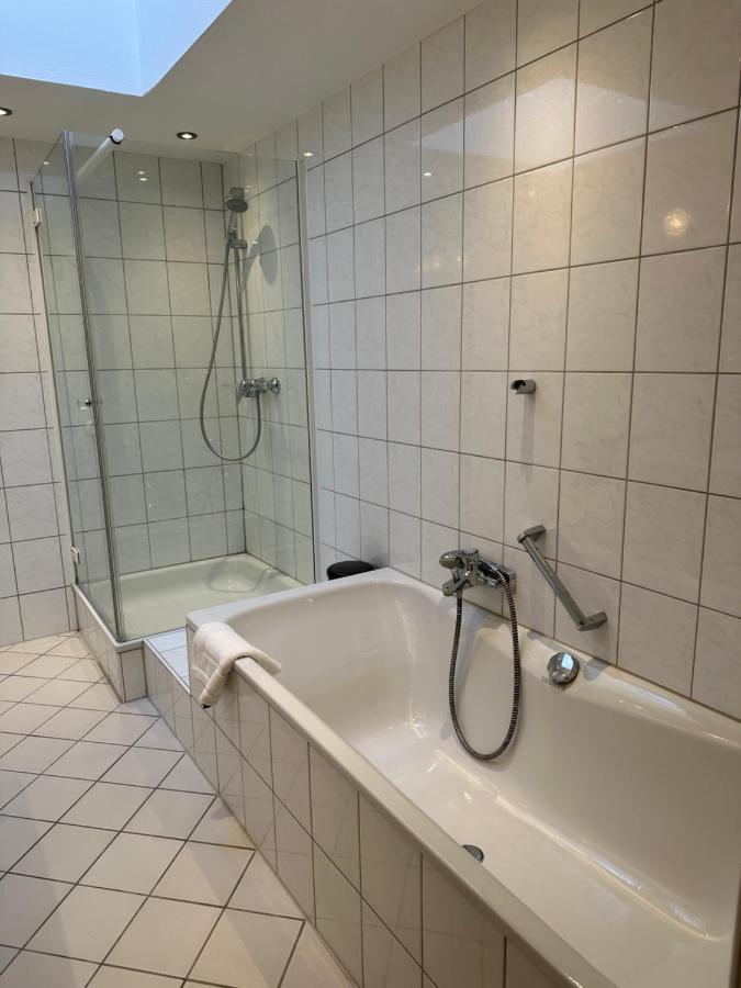 Grosszuegige Am Stadtrand Apartment