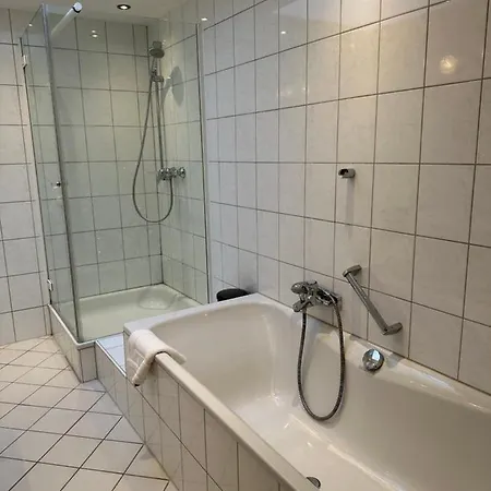 Grosszuegige Wohnung Am Stadtrand Wurzburg Exterior photo